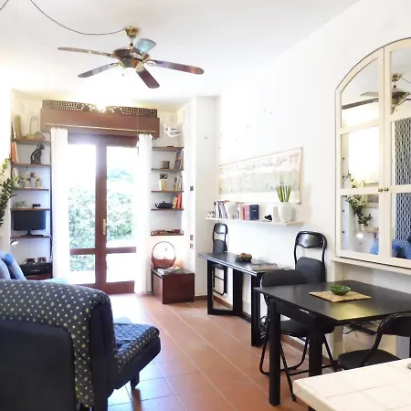 Studio-apartment With Small Garden * Lido di Venezia