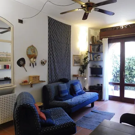 Studio-apartment With Small Garden 公寓