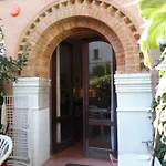 Studio-apartment With Small Garden Lido de Venise