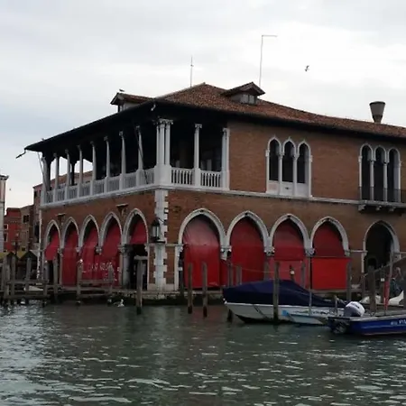 Studio-apartment With Small Garden アパート ヴェネツィア・リド島