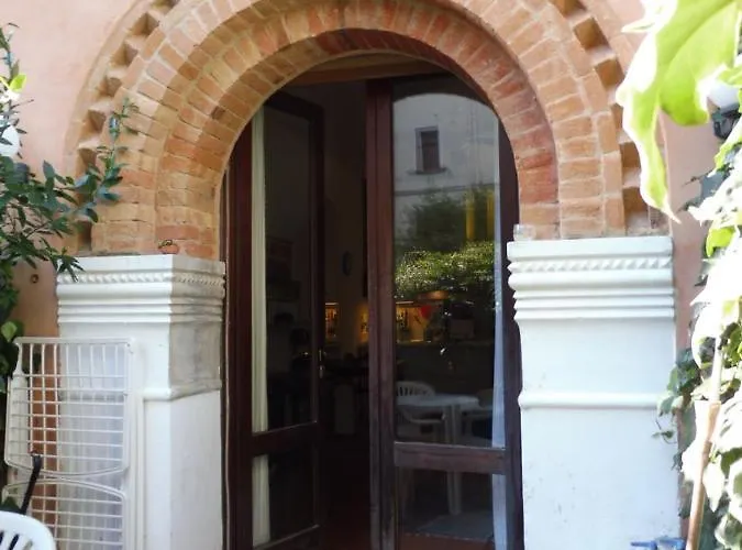 Studio-apartment With Small Garden Lido di Venezia