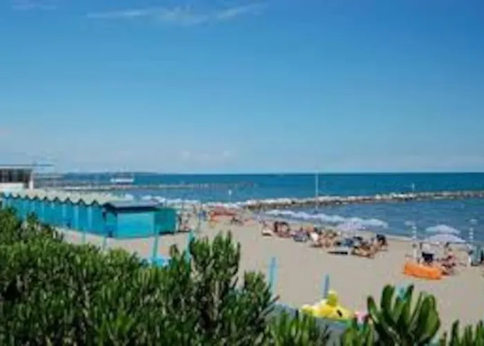 Studio-apartment With Small Garden Lido di Venezia